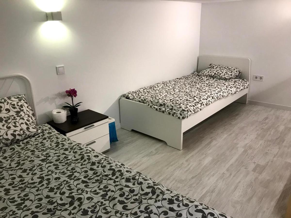Cozy Apartment Malasana Free Parking มาดริด ภายนอก รูปภาพ